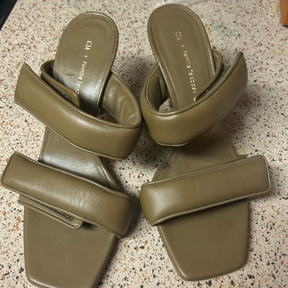 GIA Borghini Perni 03 Slip-On Sandals - Picture 1 of 6